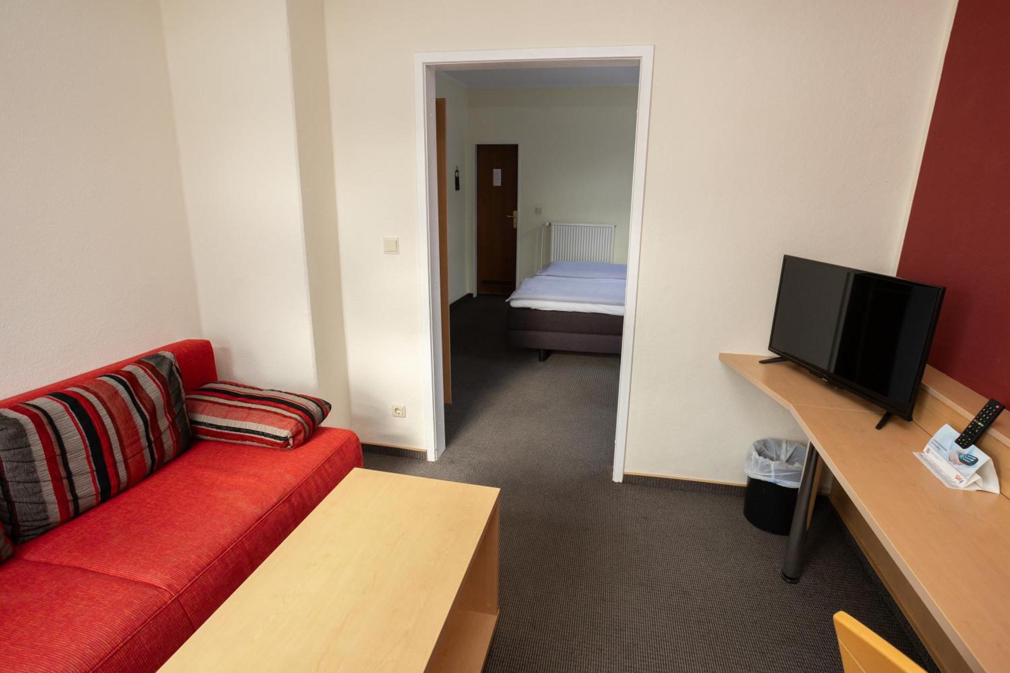 Hotel Zur Linde Meldorf Dış mekan fotoğraf
